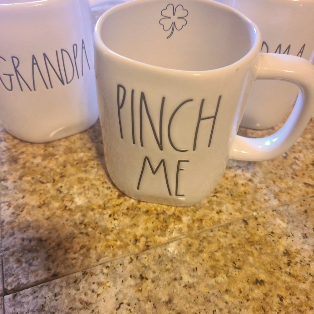 Rae Dunn mugs